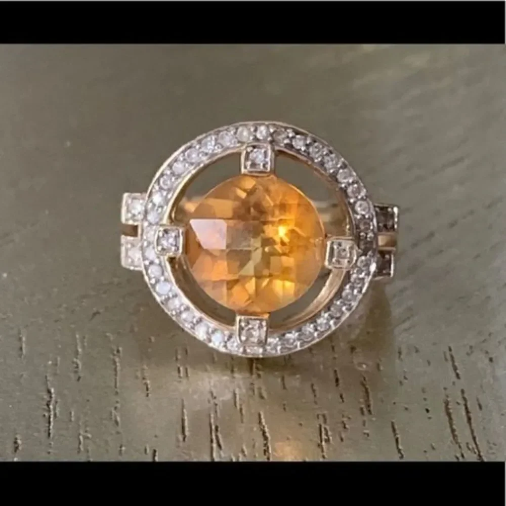 Citrine and diamond 14 karat gold ring sz 7